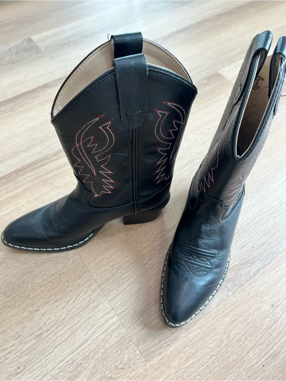Old West Black Leather Western Pull-On Boots with Contrast Stitching